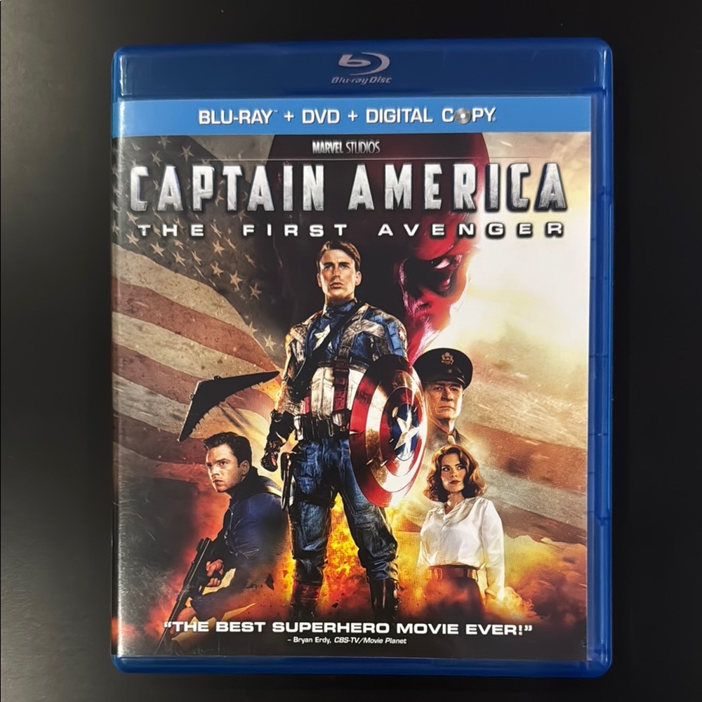 Captain America: The First Avenger - Blu-ray & DVD Combo Set